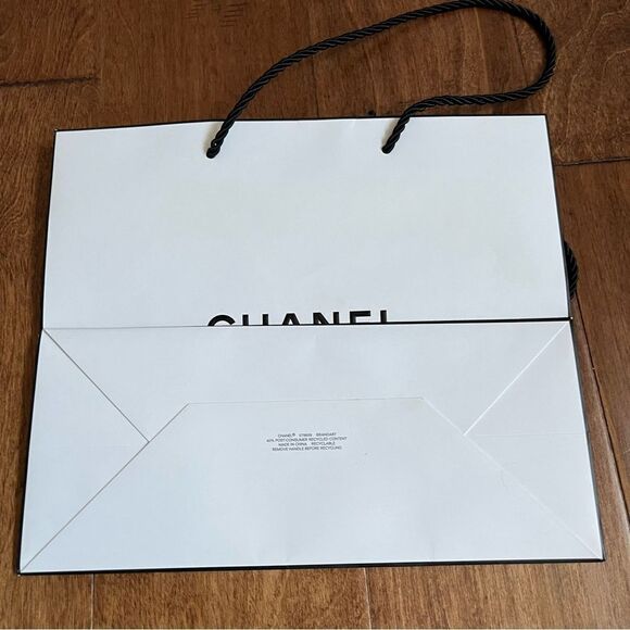 Small Chanel Shopping Bag - Picture 2 of 4